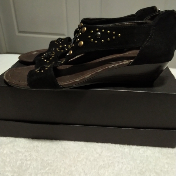 Rampage Wedge Sandals - Picture 2 of 6